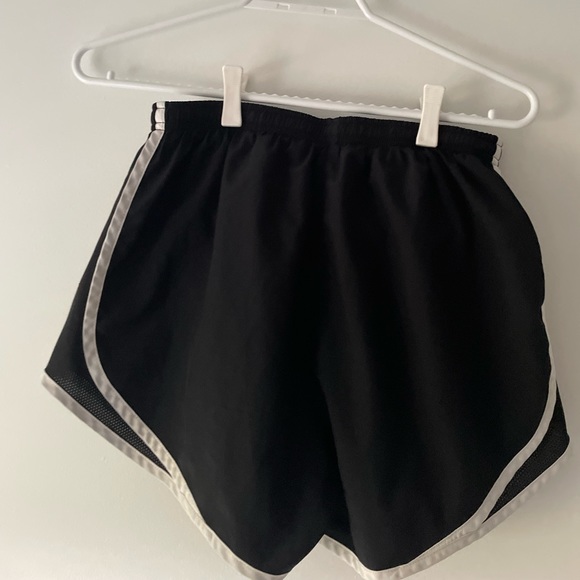 *Dri-fit nike shorts* - Picture 2 of 3